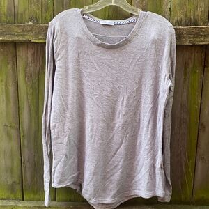 Thyme & Honey gray top sz. XL
